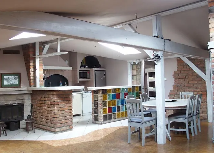 Apartment Flat In Central